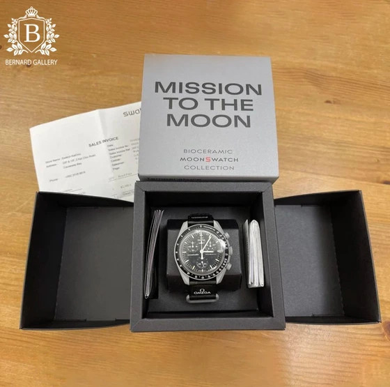 ساعت مچی سواچ مدل Mission to the Moon با بند برزنتی