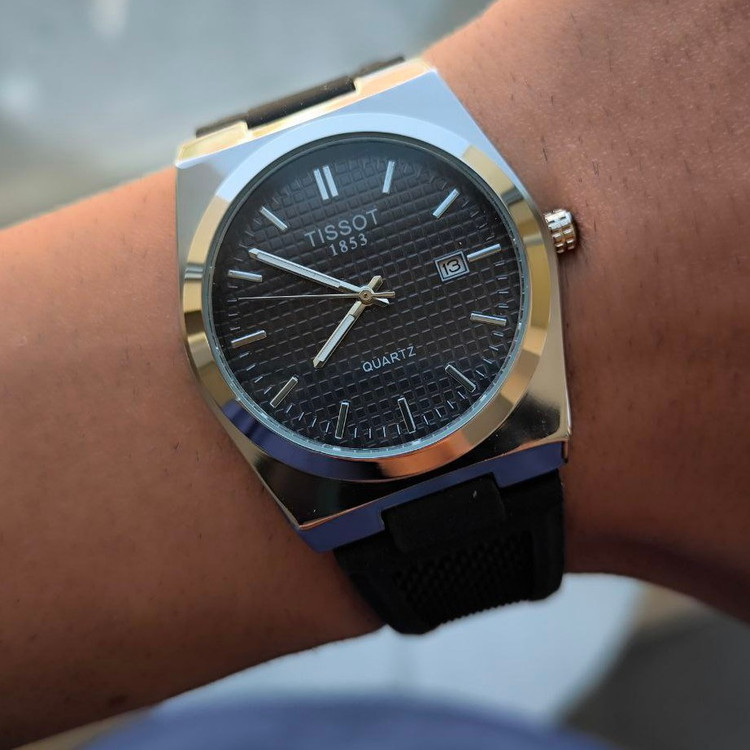 ساعت مچی مردانه بند سیلیکونی کیفیت قوی تیسوت Tissot