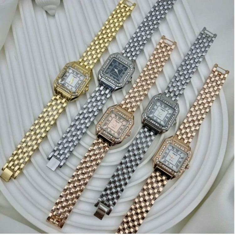 ساعت مچی زنانه قاب نگینی کارتیر CARTIER
